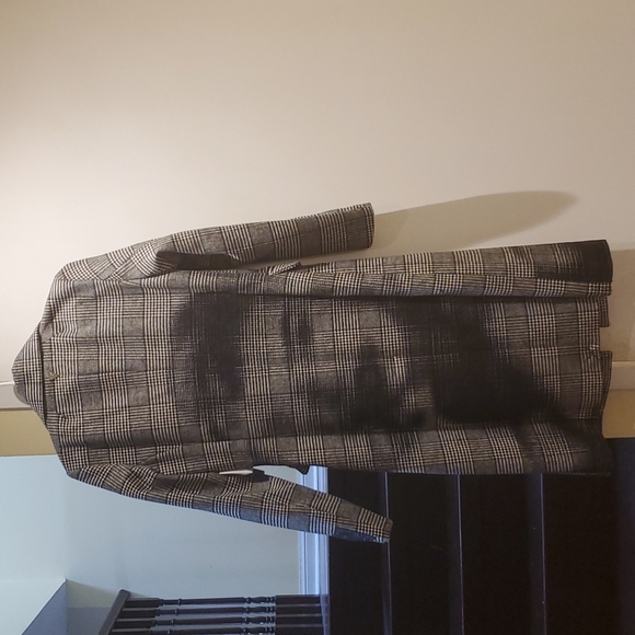 NWT Guess coat size medium - Picture 5 of 11